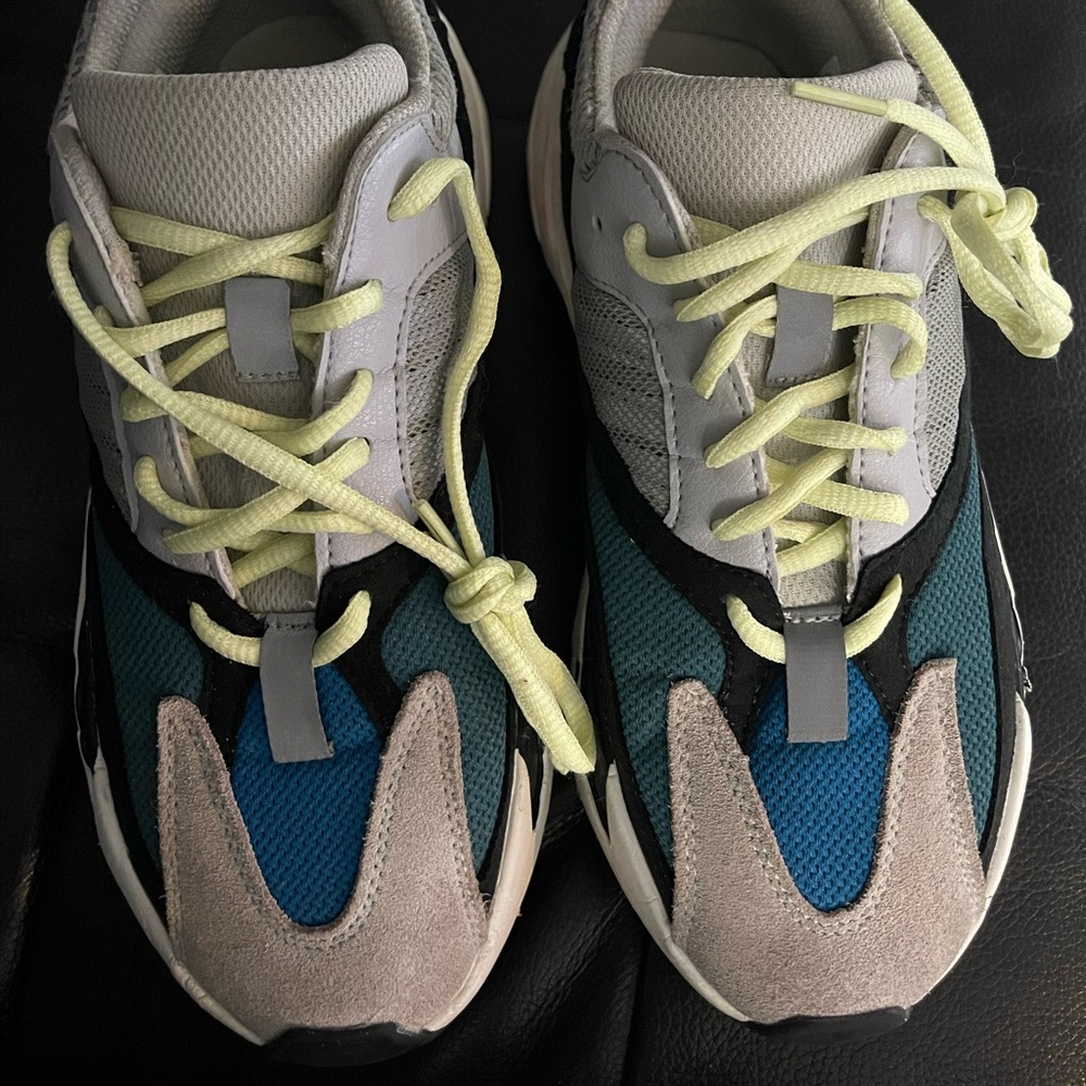 Yezzy 700 wave runner 7
